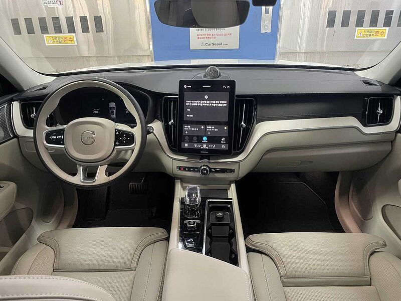 Volvo  Ultra, T8 AWD 플러그-인 하이브리드, 전기/가솔린, 브라이트