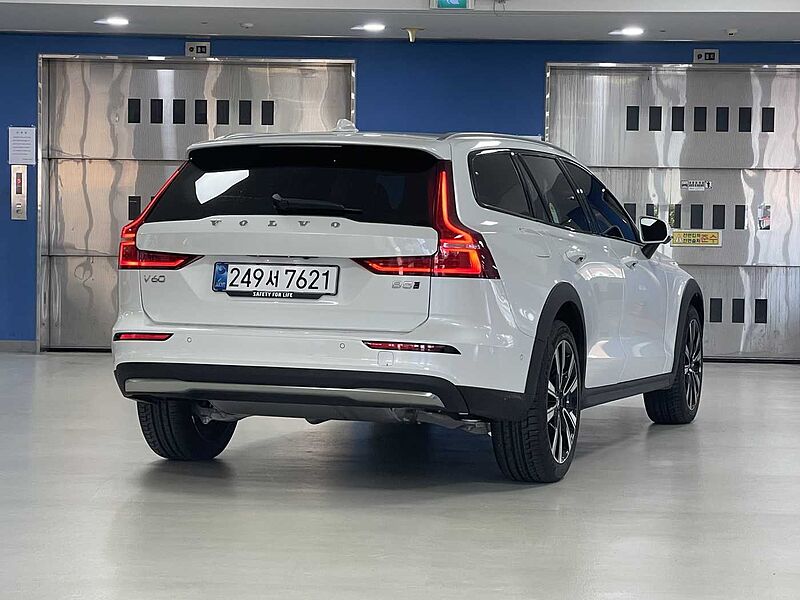 Volvo  Ultra, B5 AWD 마일드 하이브리드, 가솔린, 브라이트