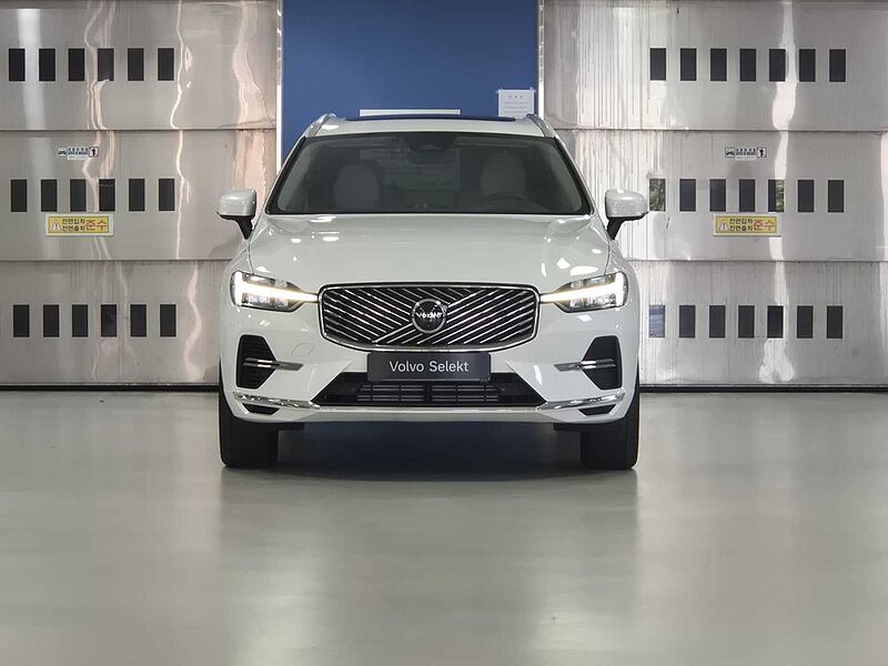 Volvo  Ultra, T8 AWD 플러그-인 하이브리드, 전기/가솔린, 브라이트