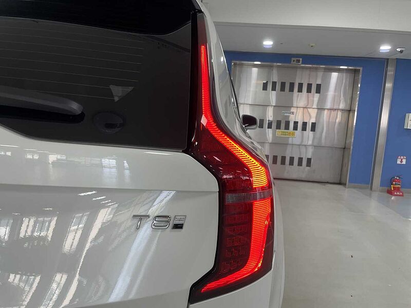 Volvo  Ultra, T8 AWD 플러그-인 하이브리드, 전기/가솔린, 브라이트, 7 좌석
