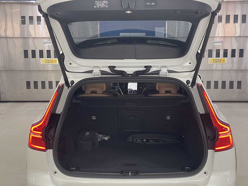 Volvo  Ultra, B5 AWD 마일드 하이브리드, 가솔린, 브라이트