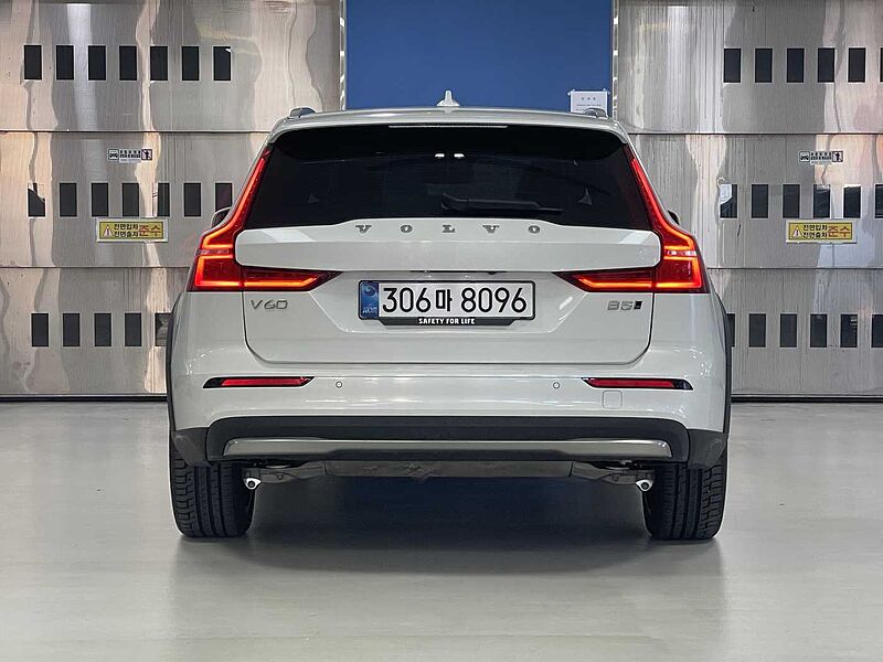 Volvo  Ultra, B5 AWD 마일드 하이브리드, 가솔린, 브라이트
