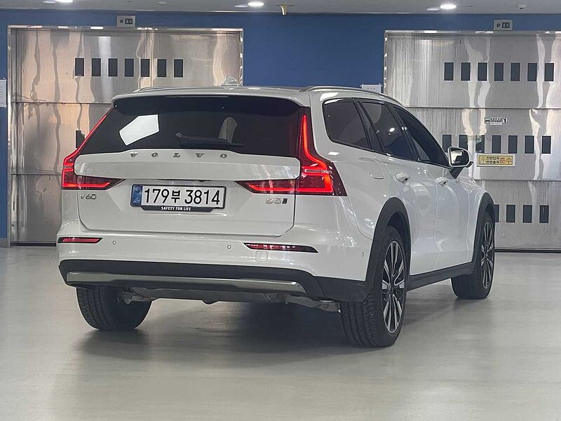 Volvo  Ultra, B5 AWD 마일드 하이브리드, 가솔린, 브라이트