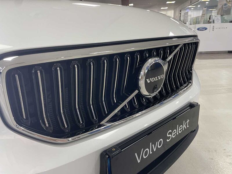 Volvo Ultra, B4 AWD 마일드 하이브리드, 가솔린, 브라이트
