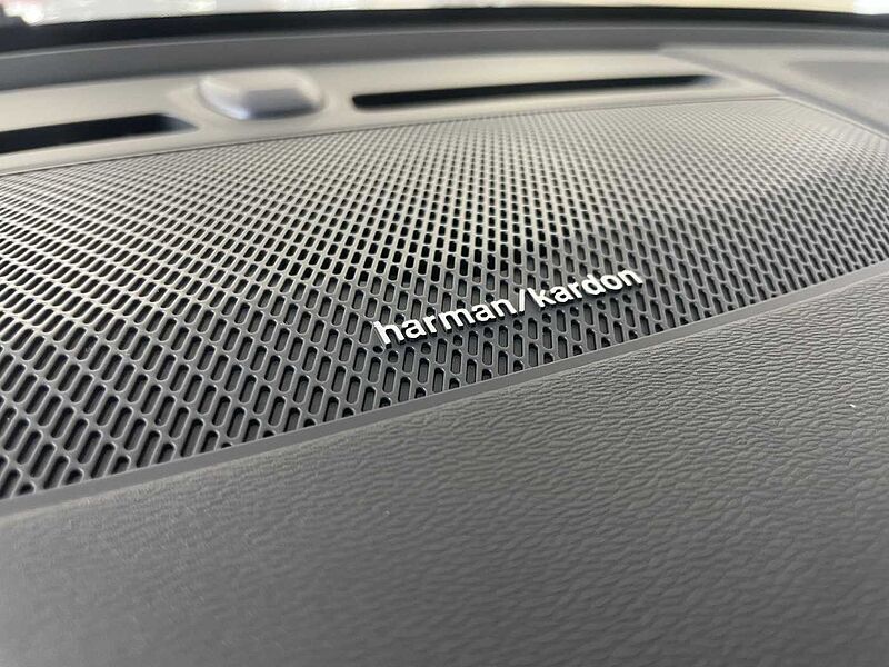 Volvo Ultra, B4 AWD 마일드 하이브리드, 가솔린, 브라이트